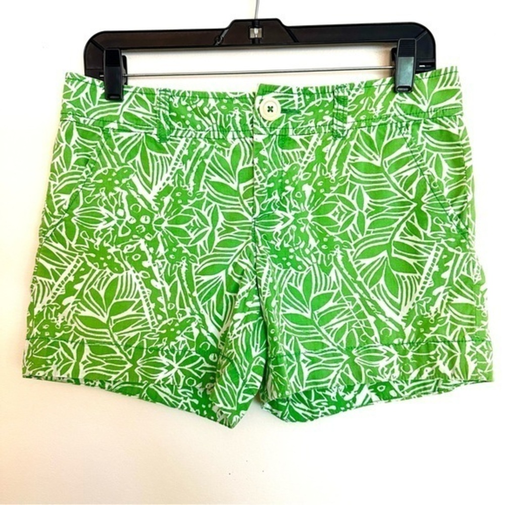 Lilly Pulitzer Floral Shorts Green and White Size 2